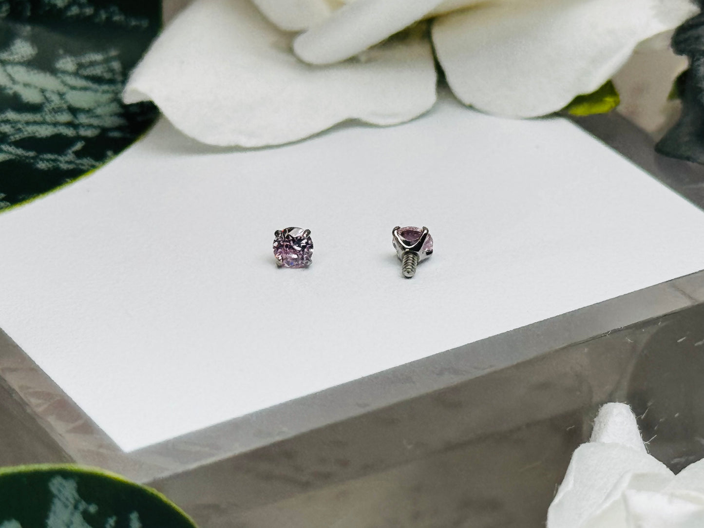 Internally Threaded CZ Prong Ends (14G)