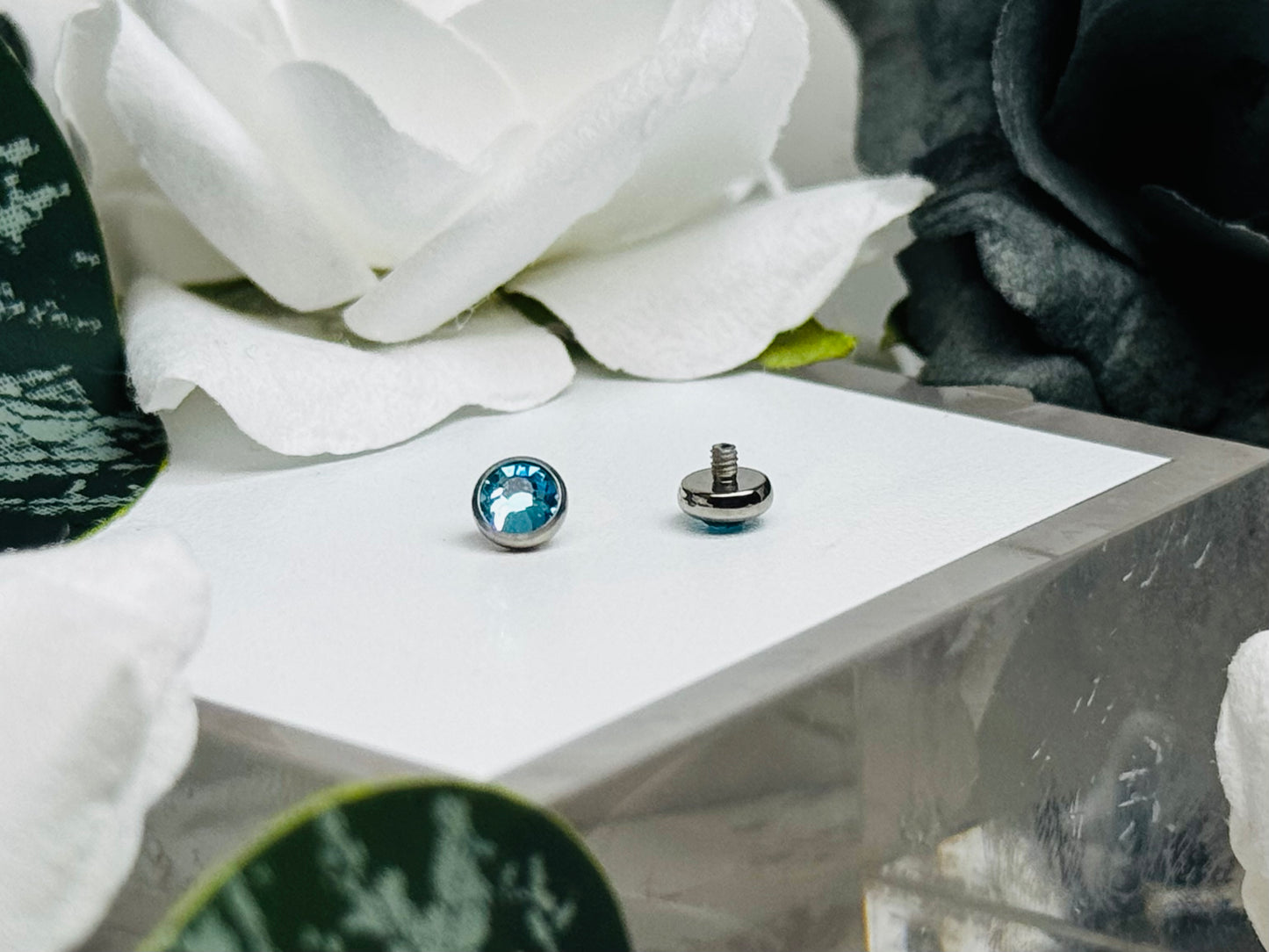 Bezel Set Gem Ends