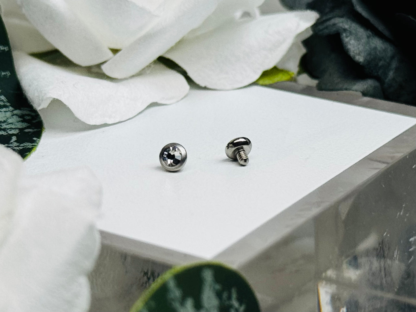 Bezel Set Gem Ends