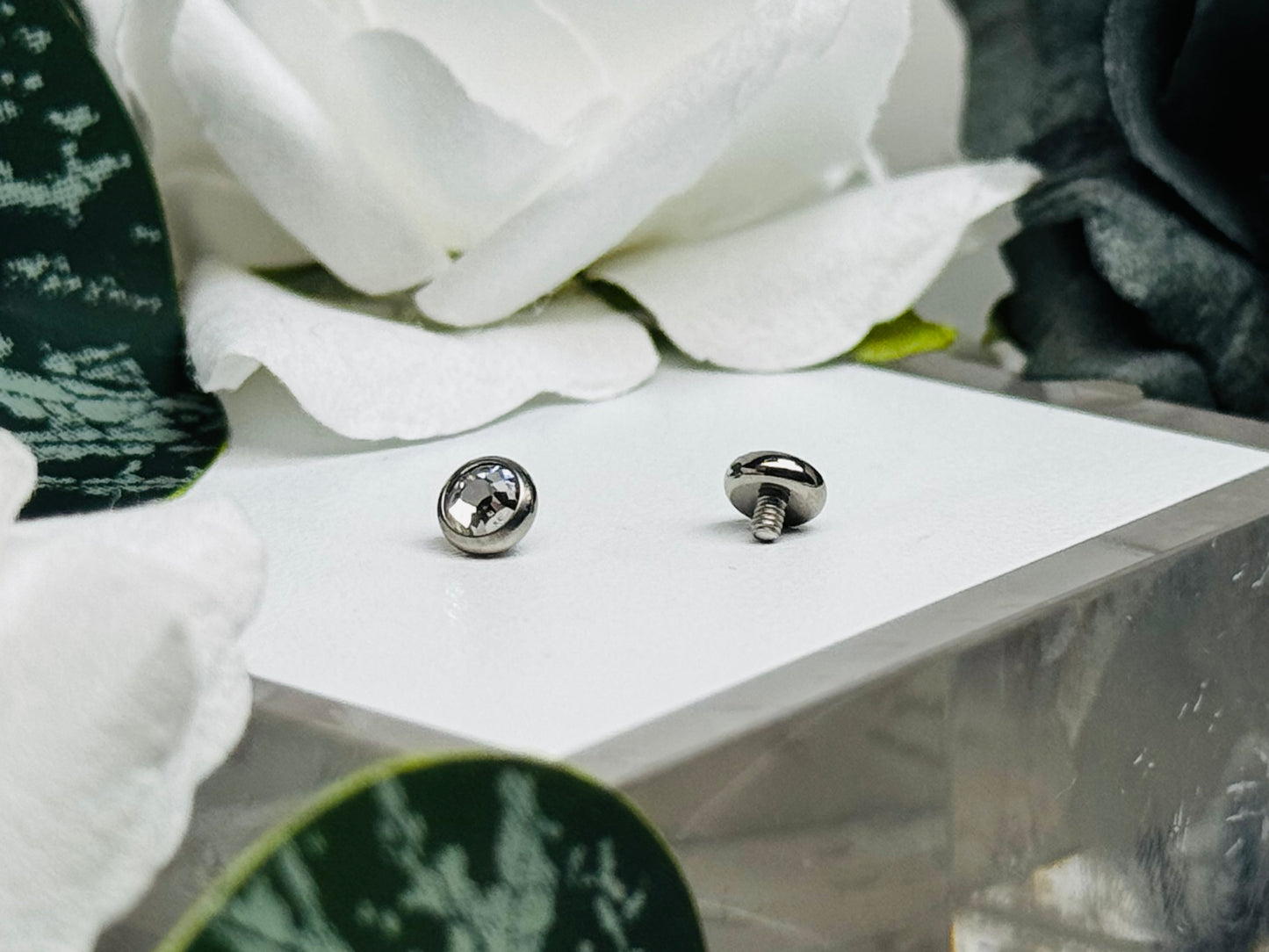 Bezel Set Gem Ends