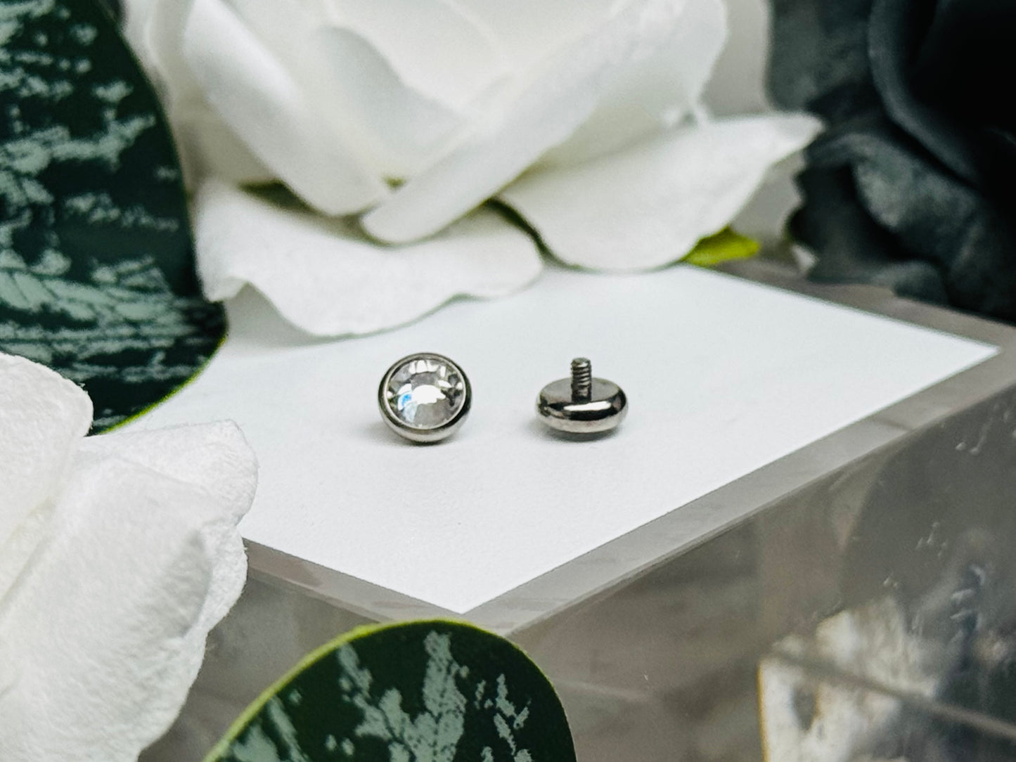 Bezel Set Gem Ends