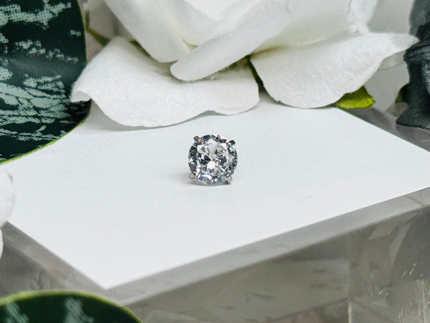Internally Threaded CZ Prong Ends (14G)