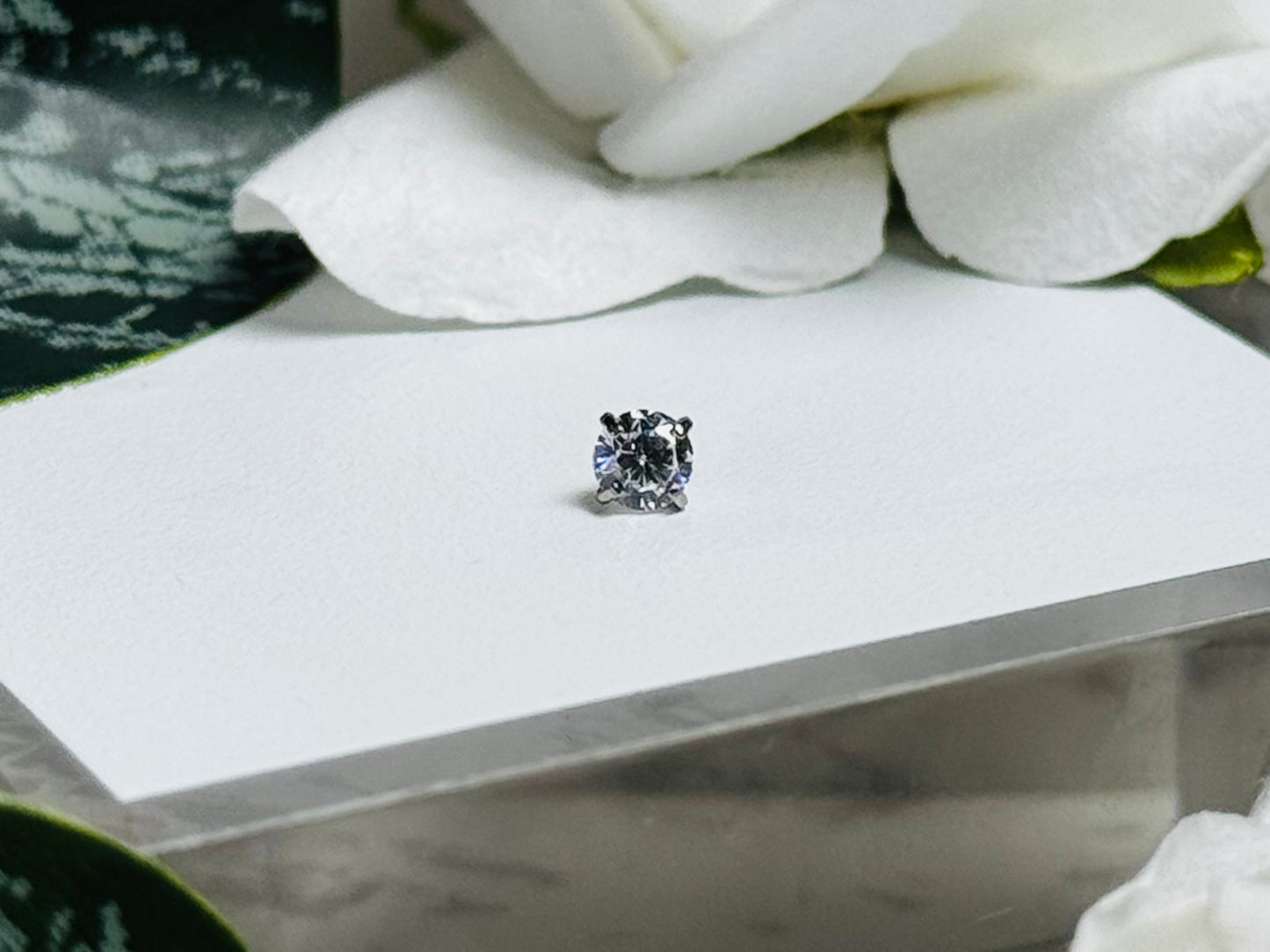 Internally Threaded CZ Prong Ends (14G)