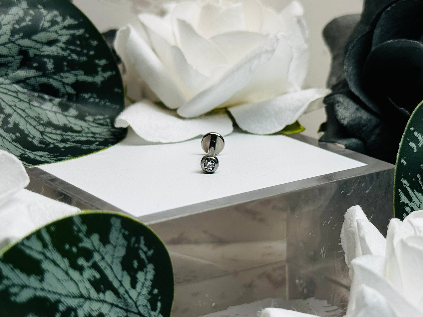 Gempoint Labret Stud