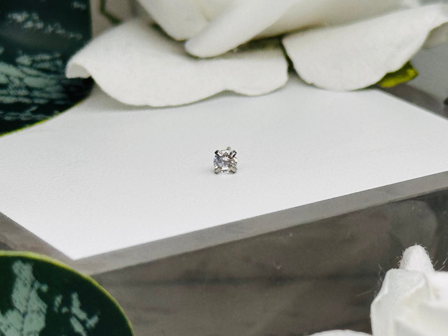 Threadless CZ Gem Prongs
