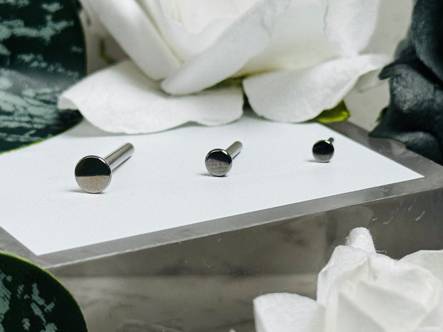 Threadless Labret/Flatbacks (16G )