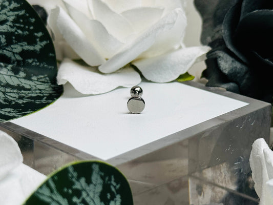 Gempoint Labret Stud